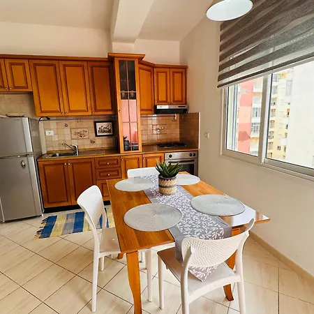 Seafront Maria's Apartman Vlora